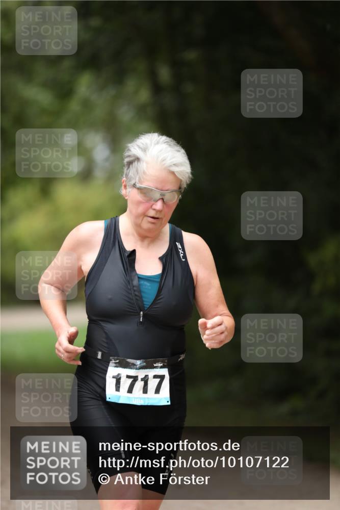30.08.2026 - Elbe Triathlon Hamburg Antke Förster http://msf.ph/oto/10107122 30.08.2026 12:30:58 Laufen 2, 1717, 2 meine-sportfotos.de