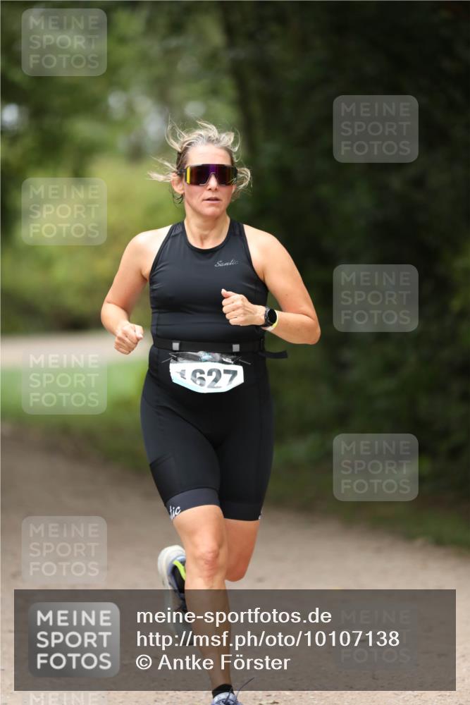 30.08.2026 - Elbe Triathlon Hamburg Antke Förster http://msf.ph/oto/10107138 30.08.2026 12:31:07 Laufen 627 meine-sportfotos.de