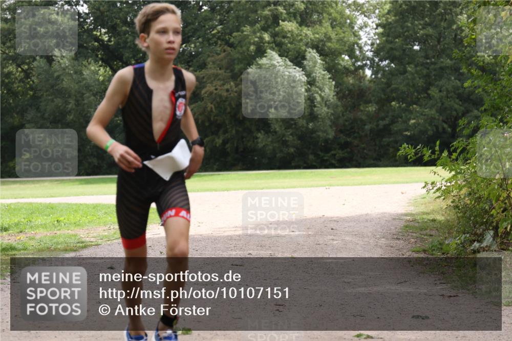 30.08.2026 - Elbe Triathlon Hamburg Antke Förster http://msf.ph/oto/10107151 30.08.2026 12:50:12 Laufen  meine-sportfotos.de