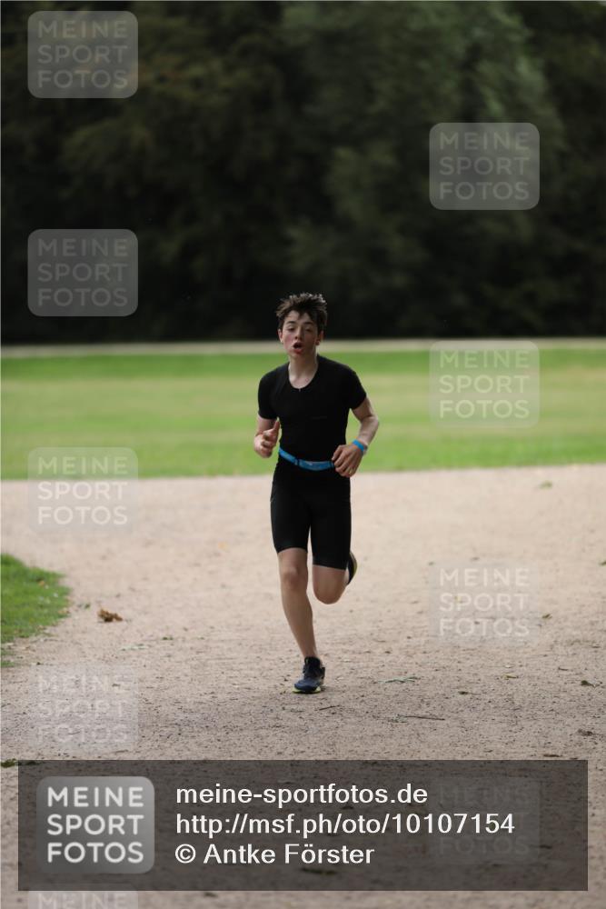30.08.2026 - Elbe Triathlon Hamburg Antke Förster http://msf.ph/oto/10107154 30.08.2026 12:33:55 Laufen  meine-sportfotos.de
