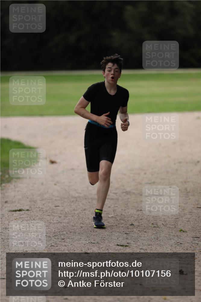 30.08.2026 - Elbe Triathlon Hamburg Antke Förster http://msf.ph/oto/10107156 30.08.2026 12:33:56 Laufen  meine-sportfotos.de