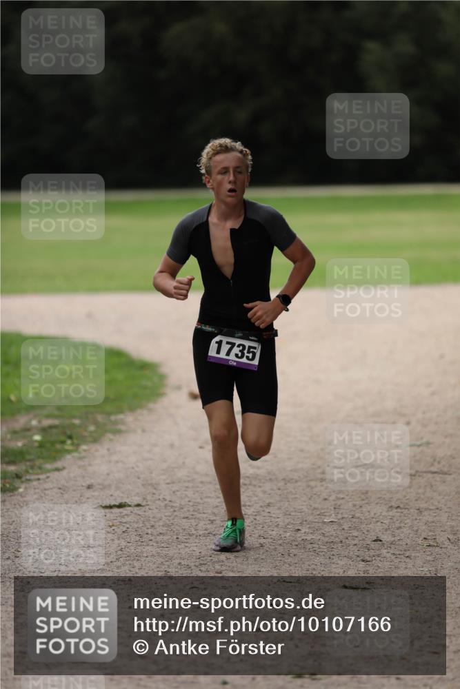 30.08.2026 - Elbe Triathlon Hamburg Antke Förster http://msf.ph/oto/10107166 30.08.2026 12:34:02 Laufen 1735 meine-sportfotos.de