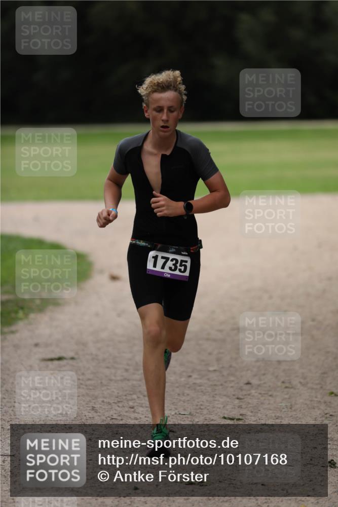 30.08.2026 - Elbe Triathlon Hamburg Antke Förster http://msf.ph/oto/10107168 30.08.2026 12:34:02 Laufen 1735 meine-sportfotos.de