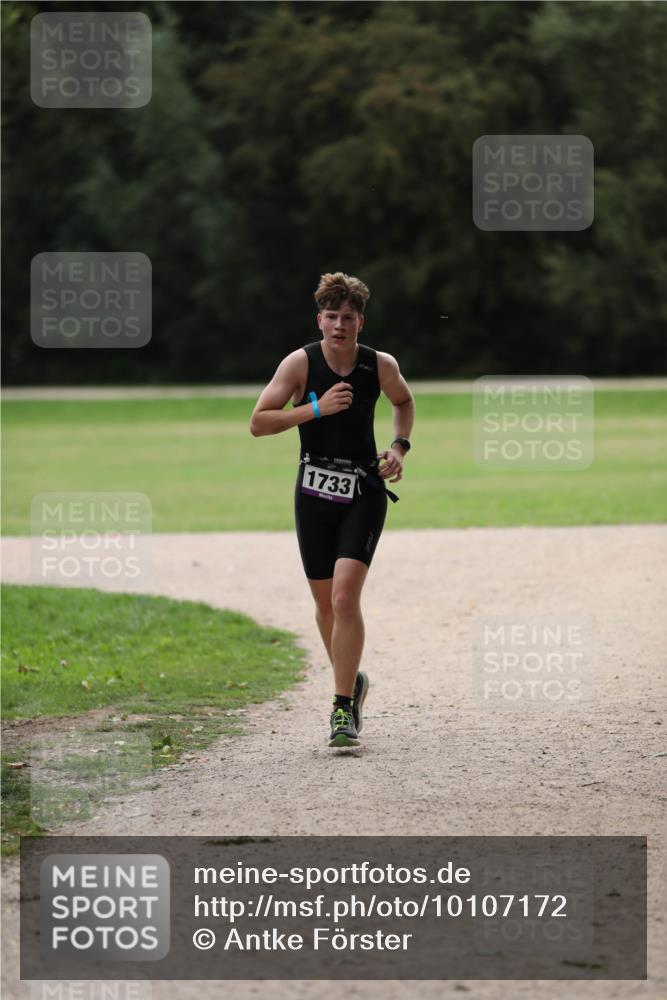 30.08.2026 - Elbe Triathlon Hamburg Antke Förster http://msf.ph/oto/10107172 30.08.2026 12:34:54 Laufen 1733 meine-sportfotos.de