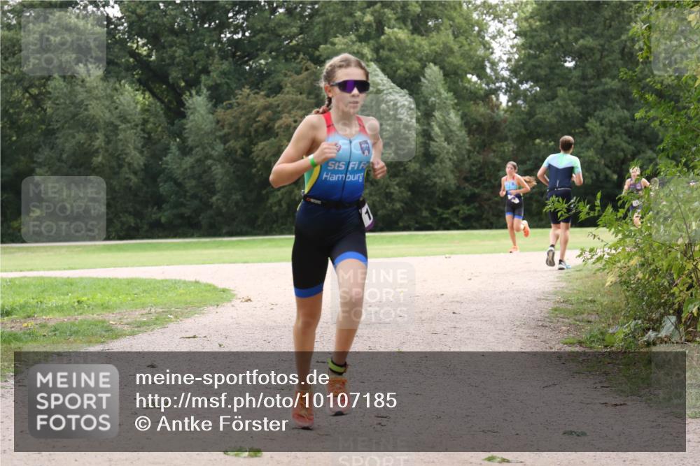 30.08.2026 - Elbe Triathlon Hamburg Antke Förster http://msf.ph/oto/10107185 30.08.2026 12:50:42 Laufen  meine-sportfotos.de