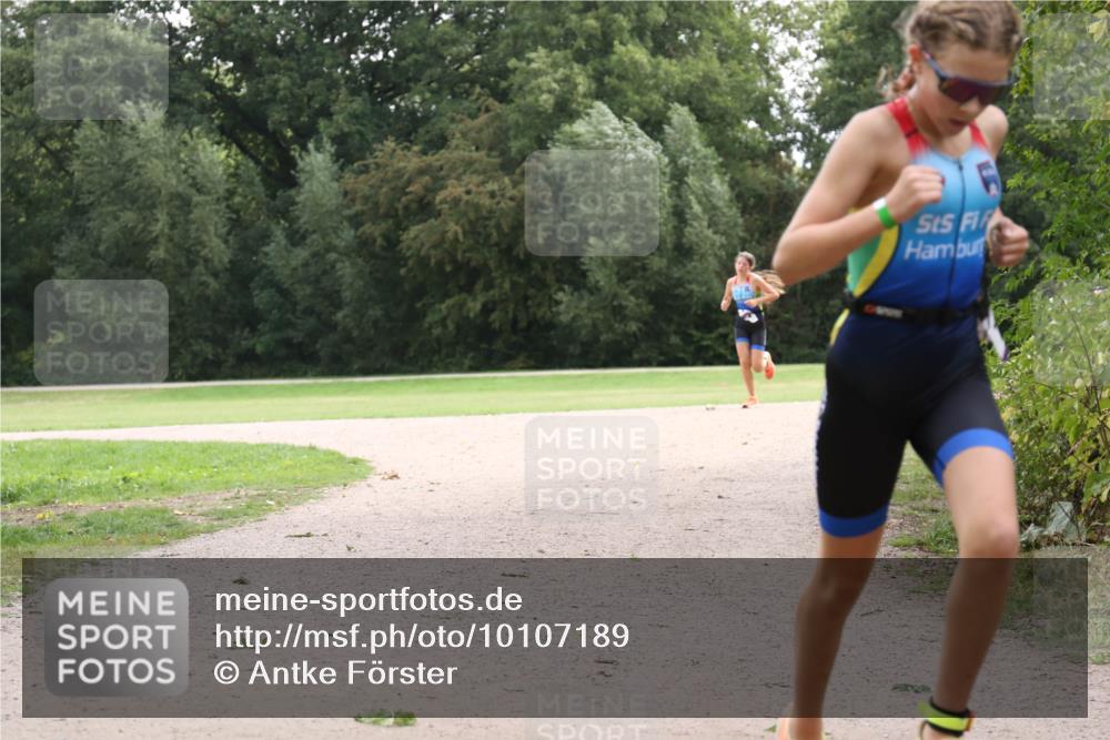 30.08.2026 - Elbe Triathlon Hamburg Antke Förster http://msf.ph/oto/10107189 30.08.2026 12:50:43 Laufen  meine-sportfotos.de