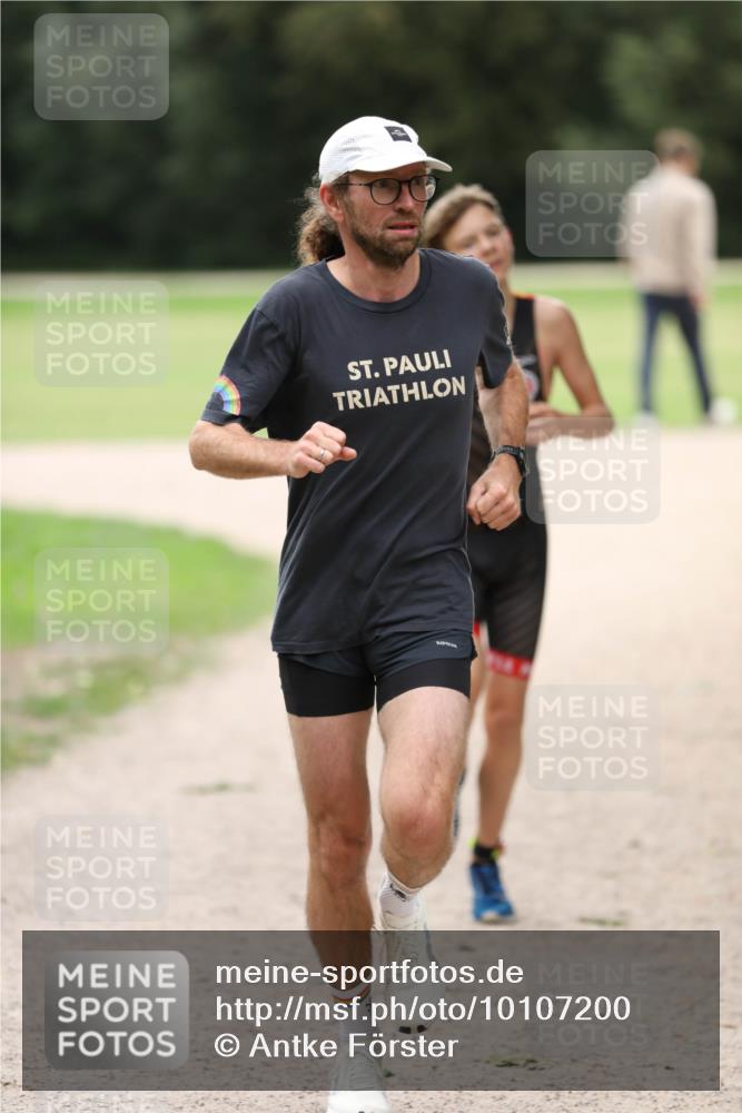 30.08.2026 - Elbe Triathlon Hamburg Antke Förster http://msf.ph/oto/10107200 30.08.2026 12:35:18 Laufen  meine-sportfotos.de