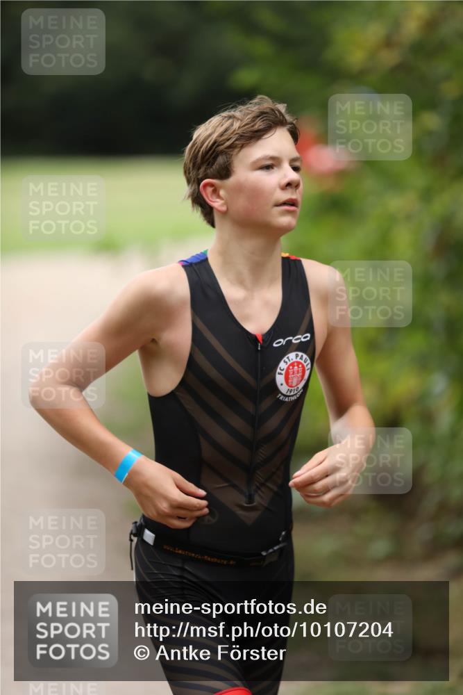30.08.2026 - Elbe Triathlon Hamburg Antke Förster http://msf.ph/oto/10107204 30.08.2026 12:35:21 Laufen  meine-sportfotos.de
