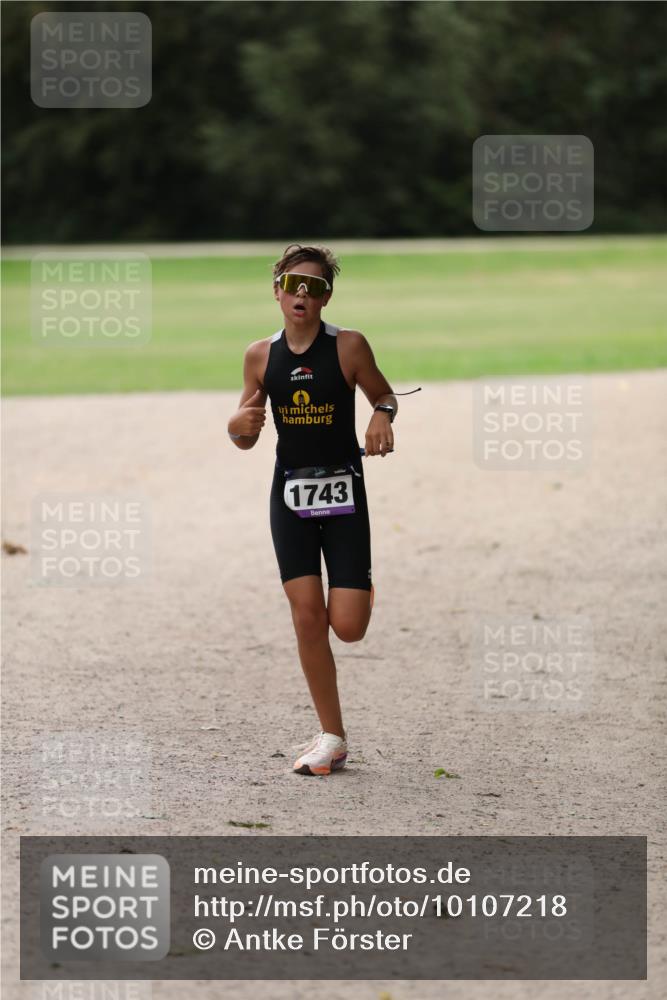 30.08.2026 - Elbe Triathlon Hamburg Antke Förster http://msf.ph/oto/10107218 30.08.2026 12:35:51 Laufen 1743 meine-sportfotos.de