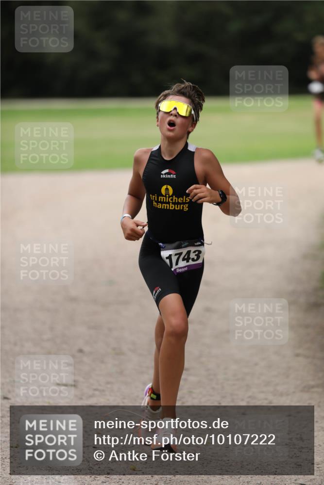 30.08.2026 - Elbe Triathlon Hamburg Antke Förster http://msf.ph/oto/10107222 30.08.2026 12:35:53 Laufen 1743 meine-sportfotos.de