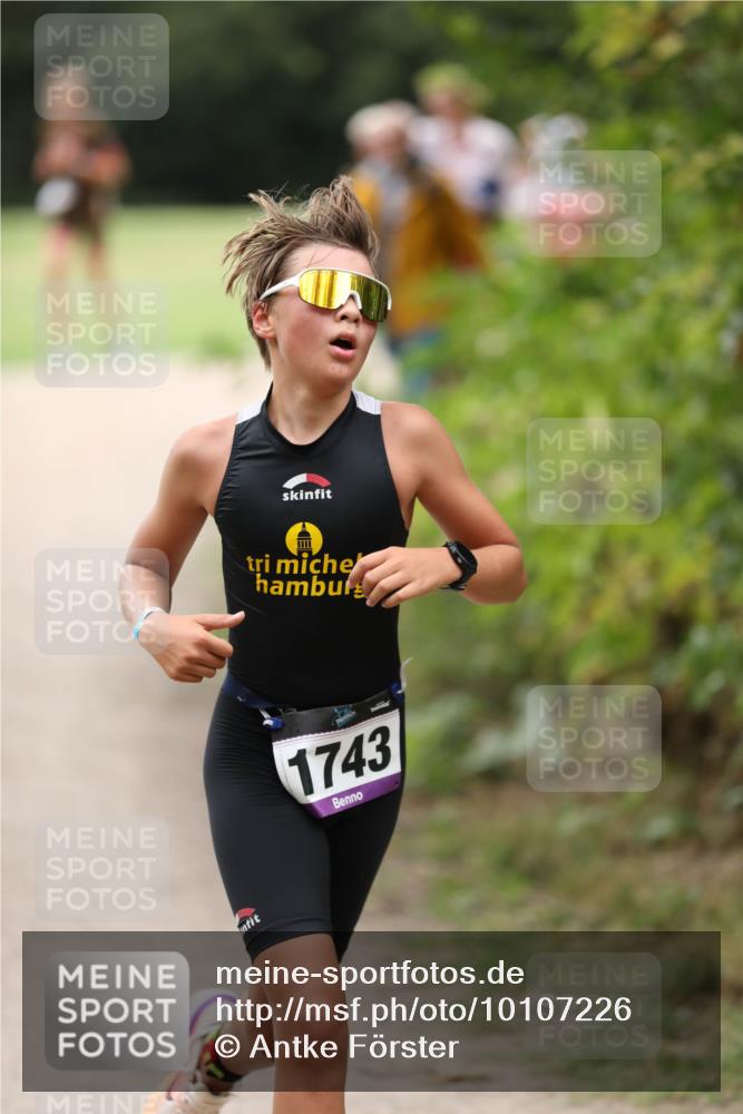 30.08.2026 - Elbe Triathlon Hamburg Antke Förster http://msf.ph/oto/10107226 30.08.2026 12:35:53 Laufen 1743 meine-sportfotos.de