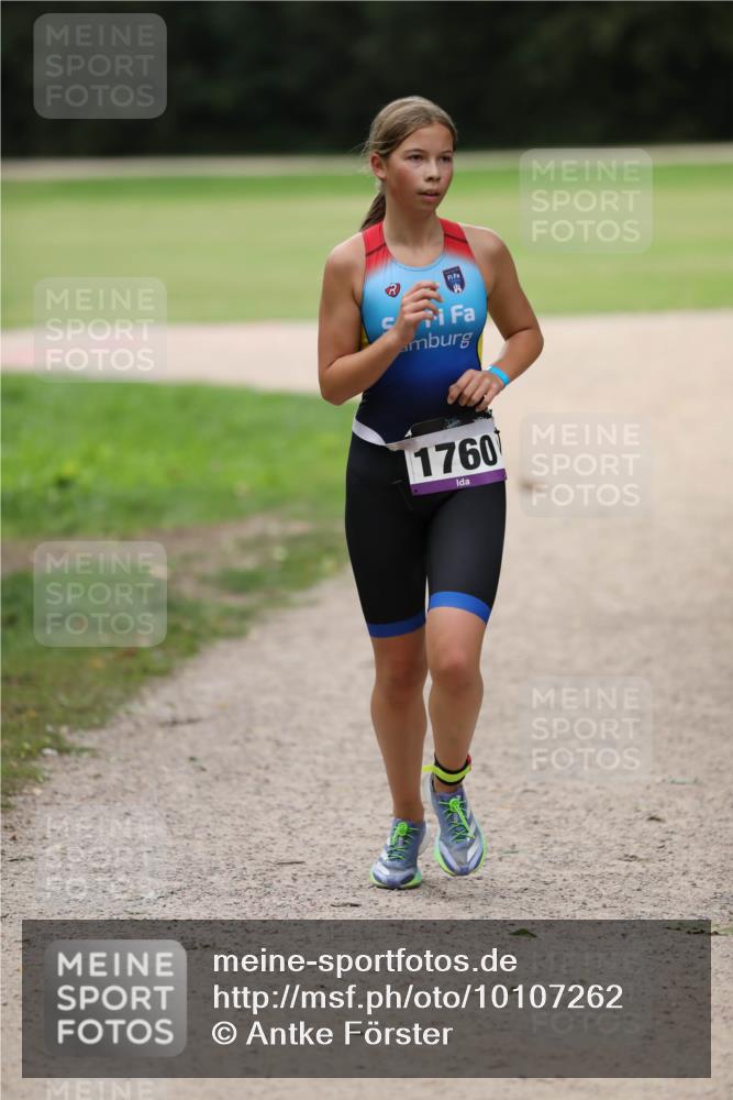30.08.2026 - Elbe Triathlon Hamburg Antke Förster http://msf.ph/oto/10107262 30.08.2026 12:36:22 Laufen 1760 meine-sportfotos.de