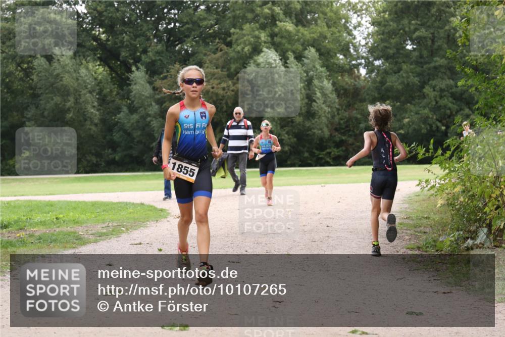 30.08.2026 - Elbe Triathlon Hamburg Antke Förster http://msf.ph/oto/10107265 30.08.2026 12:51:48 Laufen 1855 meine-sportfotos.de