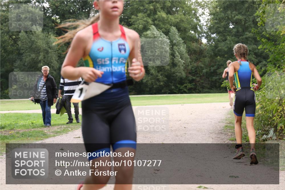30.08.2026 - Elbe Triathlon Hamburg Antke Förster http://msf.ph/oto/10107277 30.08.2026 12:51:56 Laufen  meine-sportfotos.de