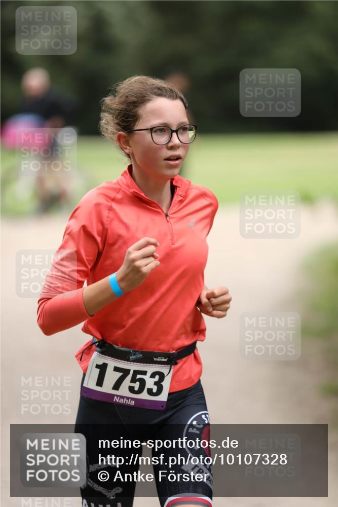 30.08.2026 - Elbe Triathlon Hamburg Antke Förster http://msf.ph/oto/10107328 30.08.2026 12:38:59 Laufen 1753 meine-sportfotos.de