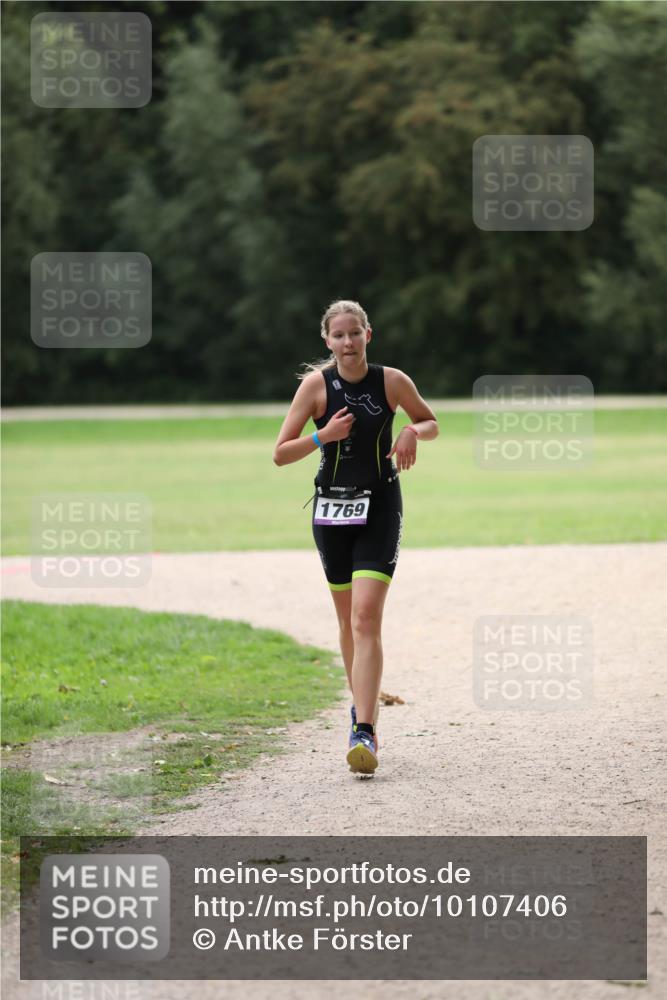 30.08.2026 - Elbe Triathlon Hamburg Antke Förster http://msf.ph/oto/10107406 30.08.2026 12:40:52 Laufen 1769 meine-sportfotos.de