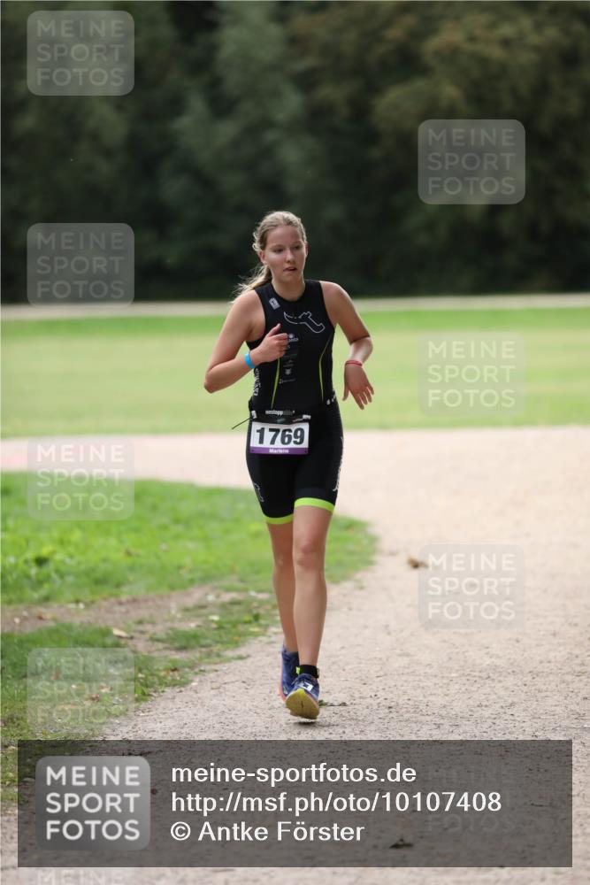 30.08.2026 - Elbe Triathlon Hamburg Antke Förster http://msf.ph/oto/10107408 30.08.2026 12:40:54 Laufen 1769 meine-sportfotos.de