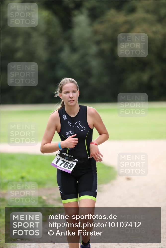 30.08.2026 - Elbe Triathlon Hamburg Antke Förster http://msf.ph/oto/10107412 30.08.2026 12:40:56 Laufen 1769 meine-sportfotos.de