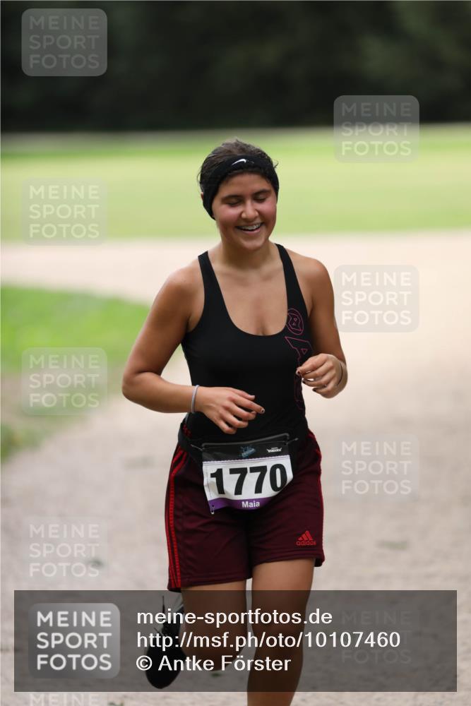 30.08.2026 - Elbe Triathlon Hamburg Antke Förster http://msf.ph/oto/10107460 30.08.2026 12:47:34 Laufen 1770 meine-sportfotos.de
