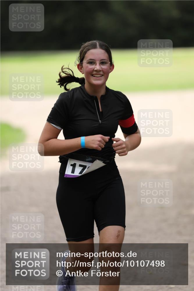 30.08.2026 - Elbe Triathlon Hamburg Antke Förster http://msf.ph/oto/10107498 30.08.2026 12:48:56 Laufen 17 meine-sportfotos.de