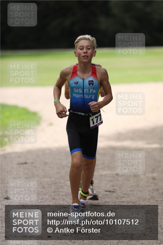 30.08.2026 - Elbe Triathlon Hamburg Antke Förster http://msf.ph/oto/10107512 30.08.2026 12:49:10 Laufen 117, 177 meine-sportfotos.de