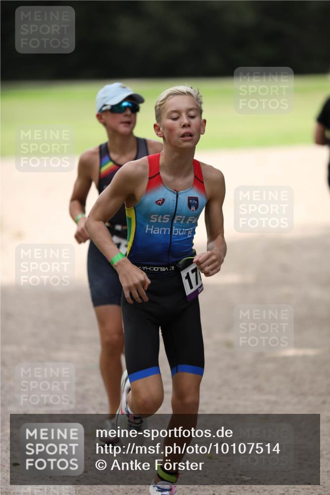 30.08.2026 - Elbe Triathlon Hamburg Antke Förster http://msf.ph/oto/10107514 30.08.2026 12:49:10 Laufen 17 meine-sportfotos.de