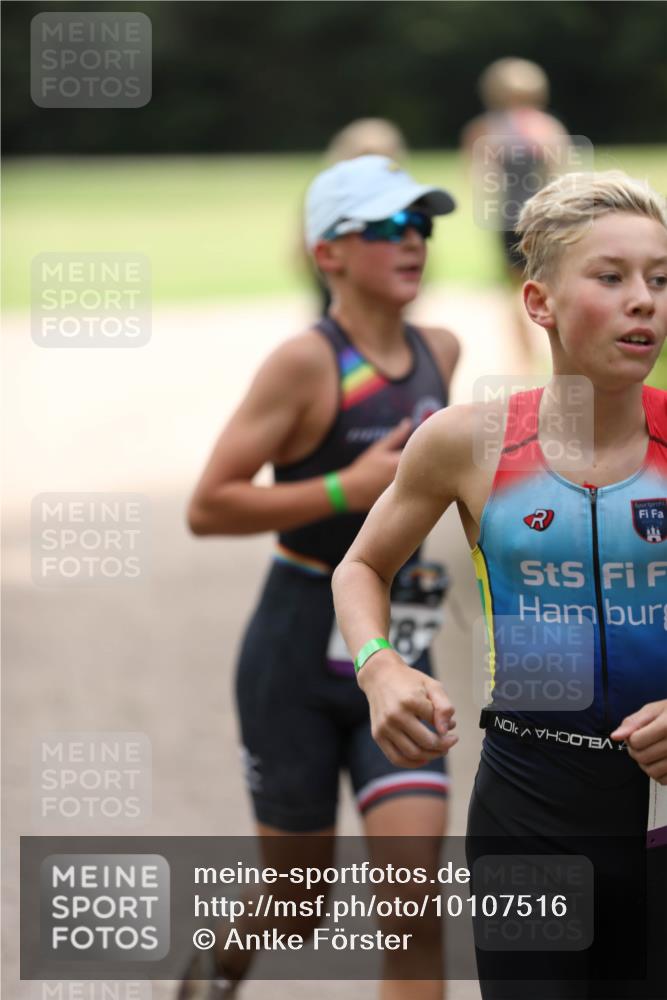 30.08.2026 - Elbe Triathlon Hamburg Antke Förster http://msf.ph/oto/10107516 30.08.2026 12:49:11 Laufen  meine-sportfotos.de