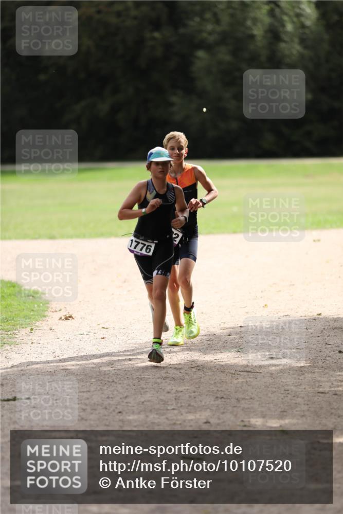 30.08.2026 - Elbe Triathlon Hamburg Antke Förster http://msf.ph/oto/10107520 30.08.2026 12:49:44 Laufen 1776, 2 meine-sportfotos.de
