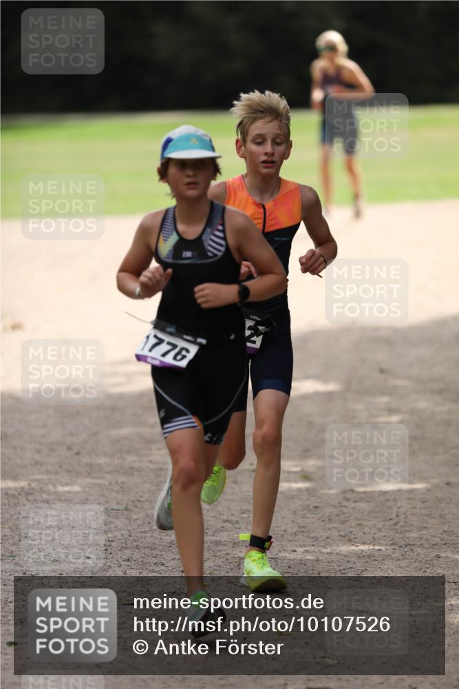 30.08.2026 - Elbe Triathlon Hamburg Antke Förster http://msf.ph/oto/10107526 30.08.2026 12:49:46 Laufen 1776 meine-sportfotos.de