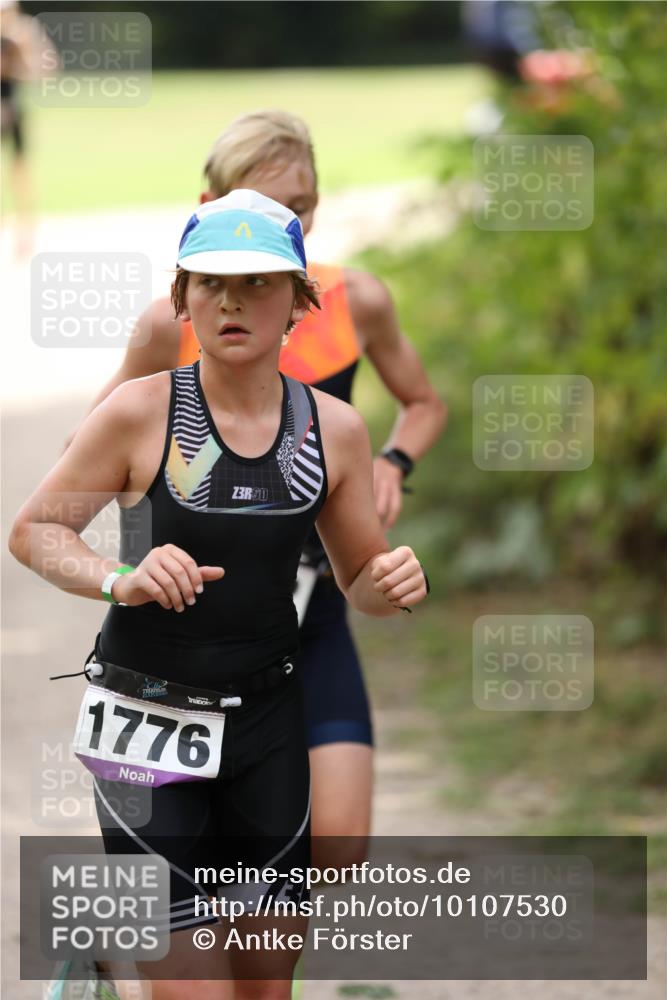 30.08.2026 - Elbe Triathlon Hamburg Antke Förster http://msf.ph/oto/10107530 30.08.2026 12:49:47 Laufen 3, 1776, 23 meine-sportfotos.de