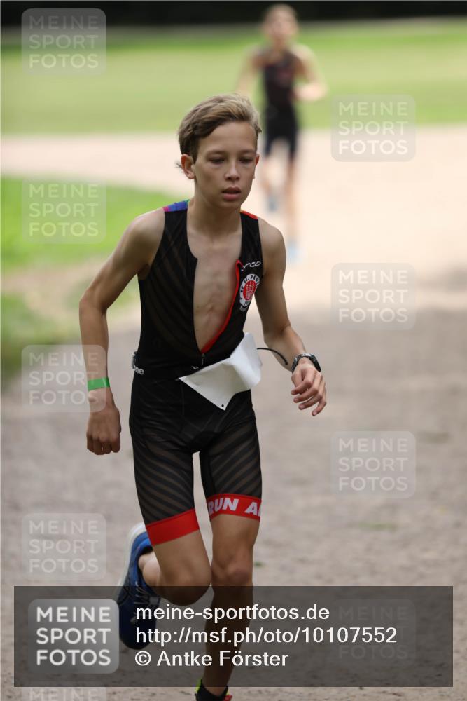 30.08.2026 - Elbe Triathlon Hamburg Antke Förster http://msf.ph/oto/10107552 30.08.2026 12:50:12 Laufen  meine-sportfotos.de