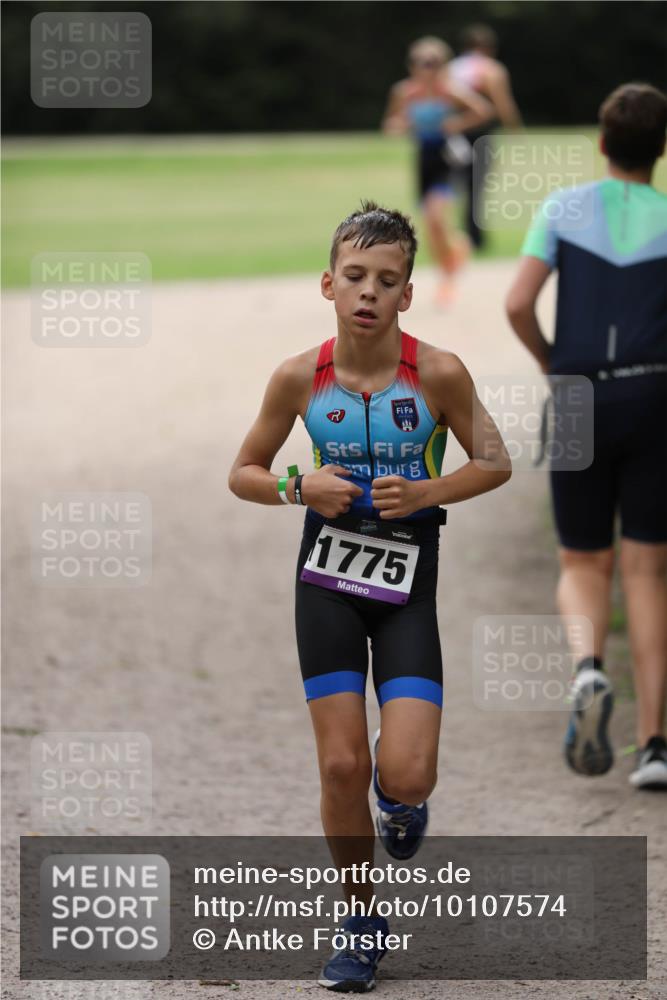 30.08.2026 - Elbe Triathlon Hamburg Antke Förster http://msf.ph/oto/10107574 30.08.2026 12:50:36 Laufen 1775 meine-sportfotos.de