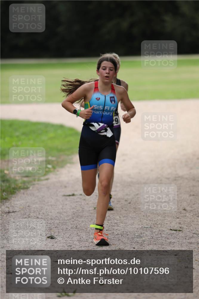 30.08.2026 - Elbe Triathlon Hamburg Antke Förster http://msf.ph/oto/10107596 30.08.2026 12:50:48 Laufen 9 meine-sportfotos.de