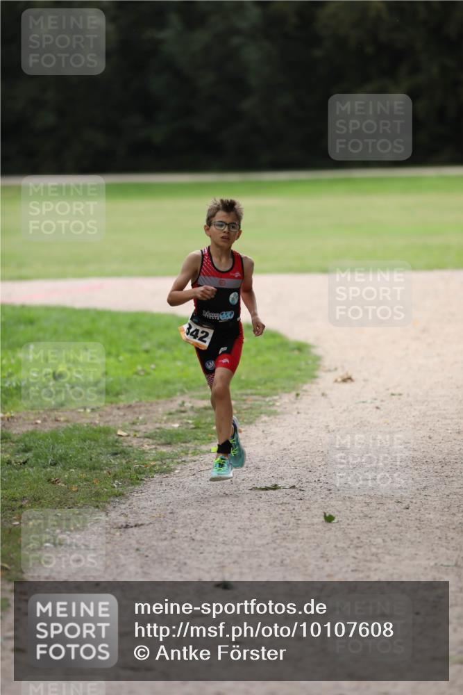 30.08.2026 - Elbe Triathlon Hamburg Antke Förster http://msf.ph/oto/10107608 30.08.2026 12:50:57 Laufen 342 meine-sportfotos.de
