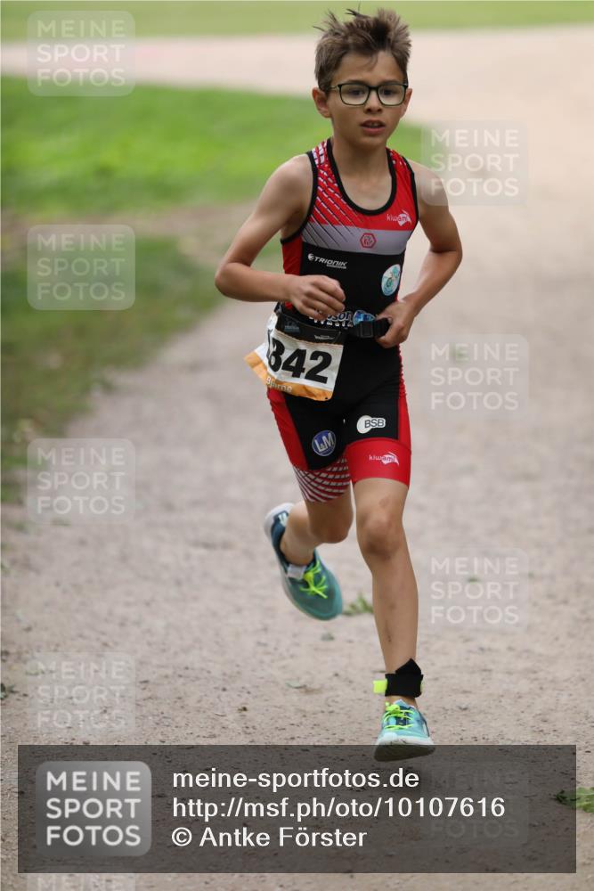 30.08.2026 - Elbe Triathlon Hamburg Antke Förster http://msf.ph/oto/10107616 30.08.2026 12:50:59 Laufen 342 meine-sportfotos.de