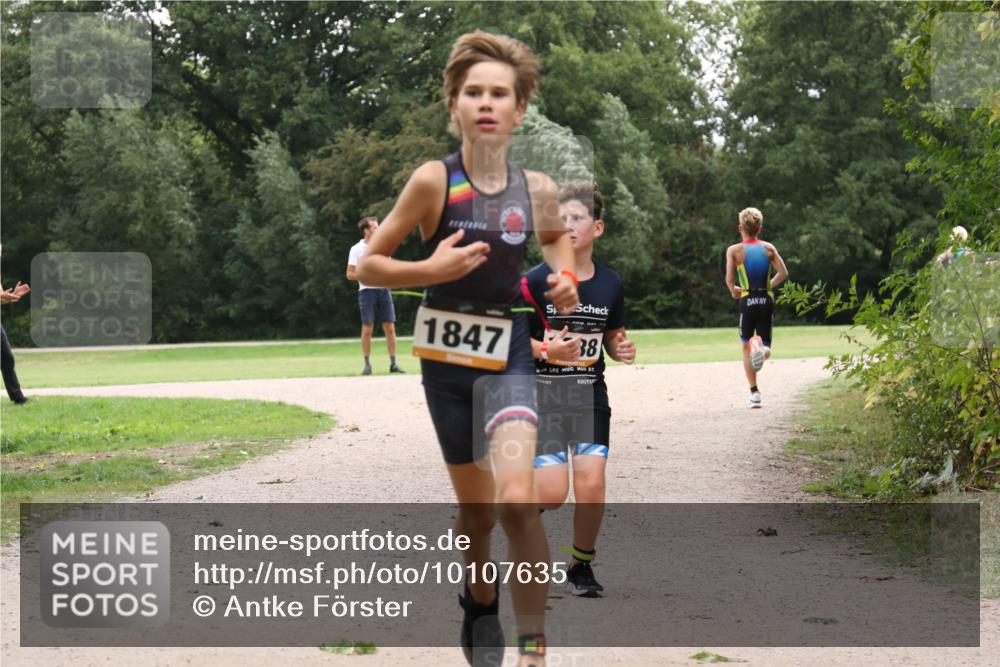 30.08.2026 - Elbe Triathlon Hamburg Antke Förster http://msf.ph/oto/10107635 30.08.2026 12:56:45 Laufen 1847, 38 meine-sportfotos.de