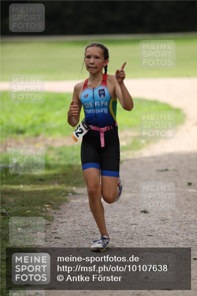 30.08.2026 - Elbe Triathlon Hamburg Antke Förster http://msf.ph/oto/10107638 30.08.2026 12:51:20 Laufen 22 meine-sportfotos.de