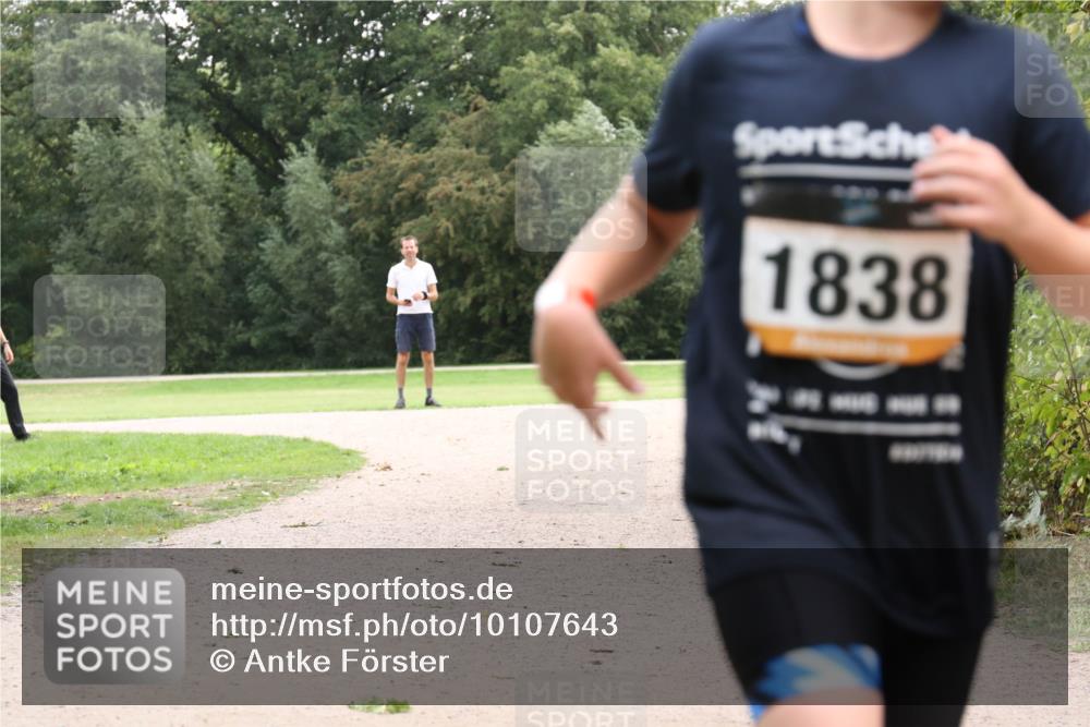30.08.2026 - Elbe Triathlon Hamburg Antke Förster http://msf.ph/oto/10107643 30.08.2026 12:56:47 Laufen 1838 meine-sportfotos.de