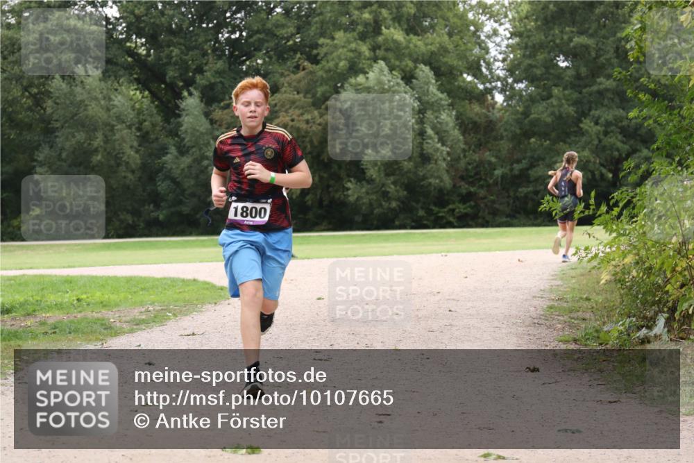 30.08.2026 - Elbe Triathlon Hamburg Antke Förster http://msf.ph/oto/10107665 30.08.2026 12:57:18 Laufen 1800 meine-sportfotos.de
