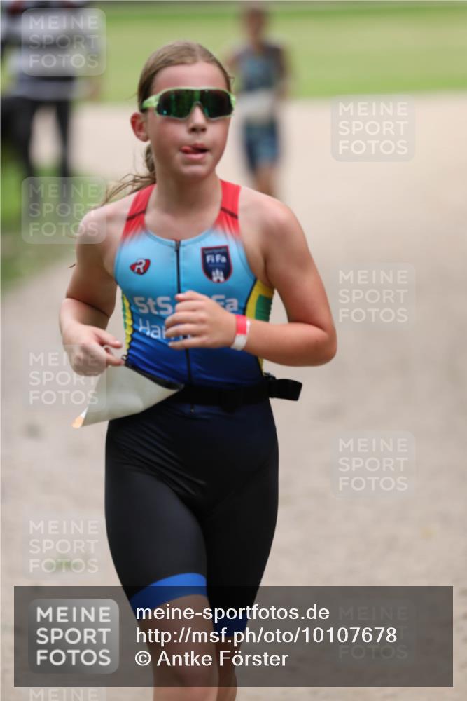 30.08.2026 - Elbe Triathlon Hamburg Antke Förster http://msf.ph/oto/10107678 30.08.2026 12:51:56 Laufen 10 meine-sportfotos.de