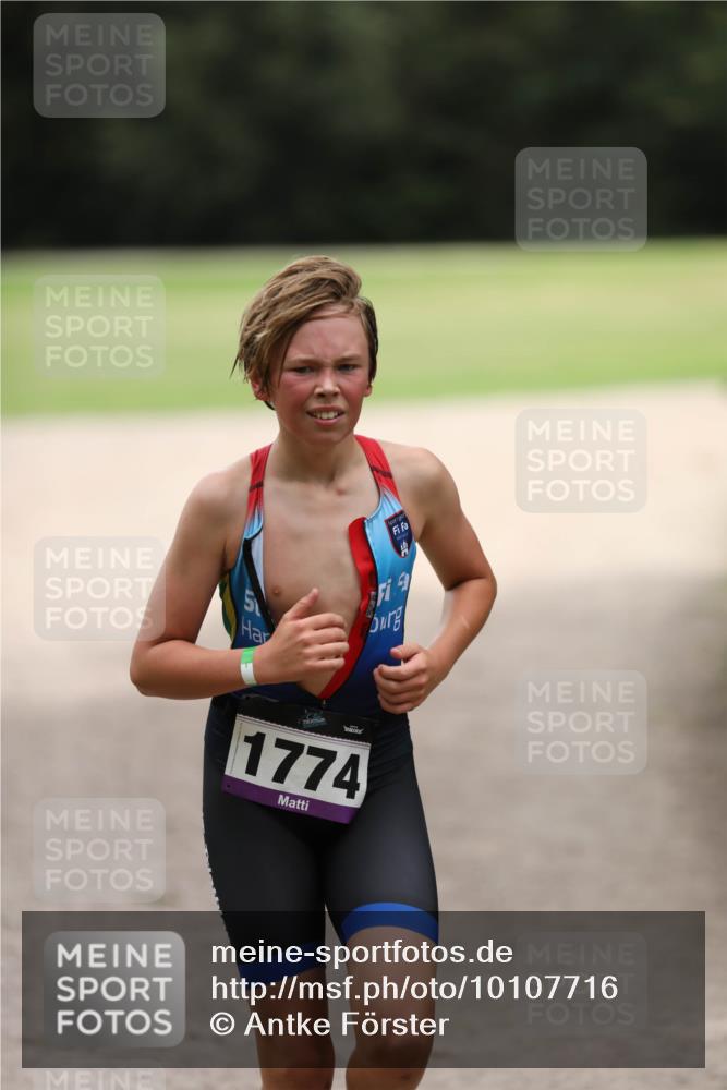 30.08.2026 - Elbe Triathlon Hamburg Antke Förster http://msf.ph/oto/10107716 30.08.2026 12:52:28 Laufen 51, 1774 meine-sportfotos.de