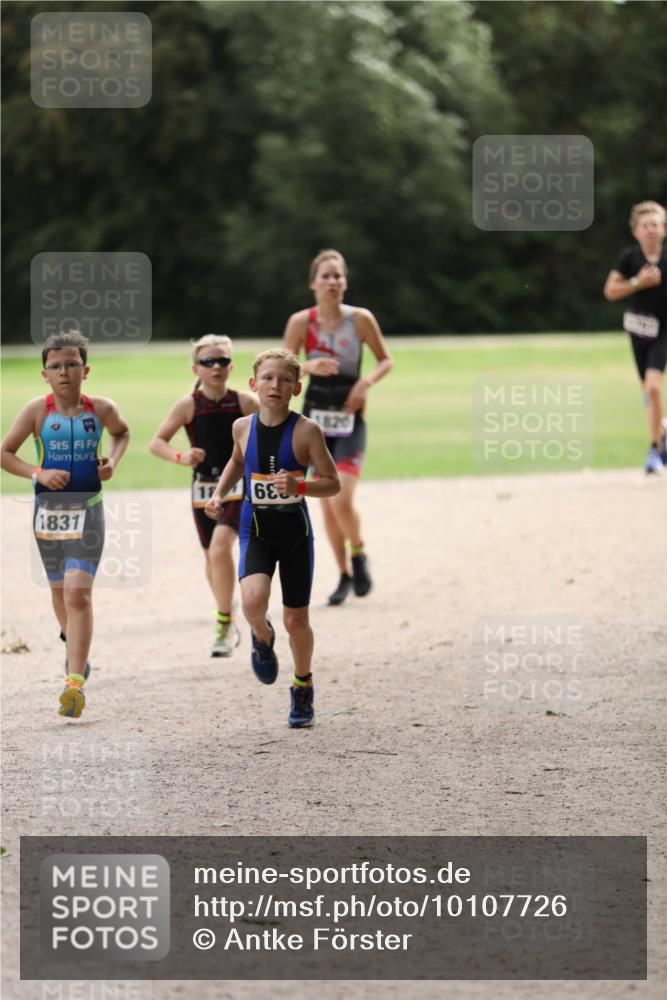 30.08.2026 - Elbe Triathlon Hamburg Antke Förster http://msf.ph/oto/10107726 30.08.2026 12:52:37 Laufen 1831, 68 meine-sportfotos.de