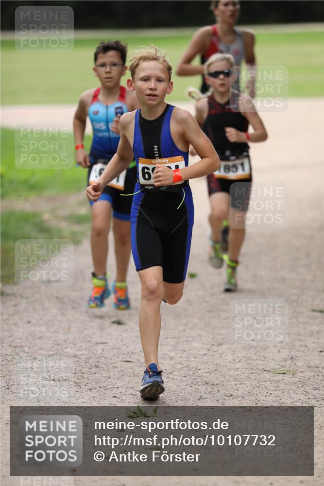 30.08.2026 - Elbe Triathlon Hamburg Antke Förster http://msf.ph/oto/10107732 30.08.2026 12:52:39 Laufen 9, 1851 meine-sportfotos.de
