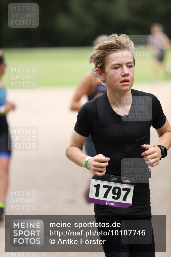 30.08.2026 - Elbe Triathlon Hamburg Antke Förster http://msf.ph/oto/10107746 30.08.2026 12:52:44 Laufen 1797 meine-sportfotos.de