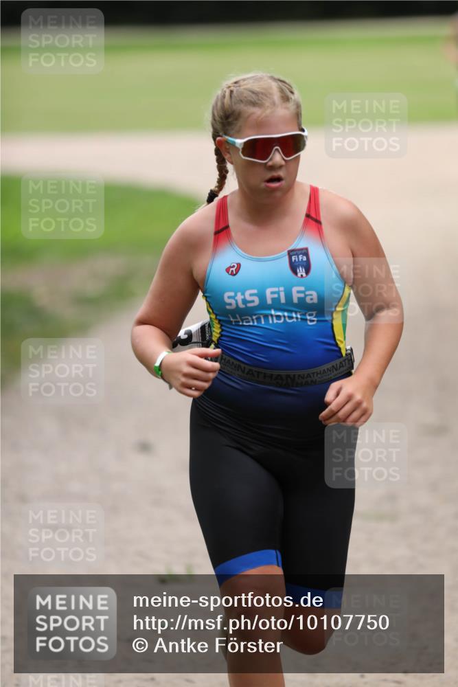 30.08.2026 - Elbe Triathlon Hamburg Antke Förster http://msf.ph/oto/10107750 30.08.2026 12:52:46 Laufen  meine-sportfotos.de