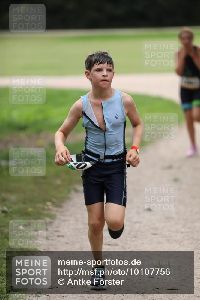 30.08.2026 - Elbe Triathlon Hamburg Antke Förster http://msf.ph/oto/10107756 30.08.2026 12:52:52 Laufen  meine-sportfotos.de