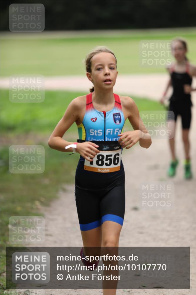 30.08.2026 - Elbe Triathlon Hamburg Antke Förster http://msf.ph/oto/10107770 30.08.2026 12:52:59 Laufen 856 meine-sportfotos.de