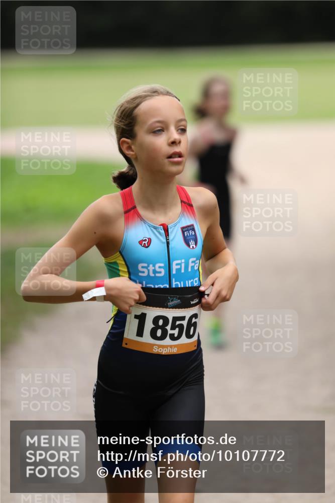30.08.2026 - Elbe Triathlon Hamburg Antke Förster http://msf.ph/oto/10107772 30.08.2026 12:53:00 Laufen 1856 meine-sportfotos.de