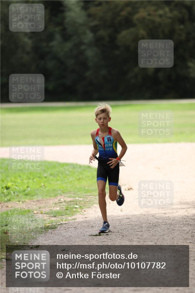 30.08.2026 - Elbe Triathlon Hamburg Antke Förster http://msf.ph/oto/10107782 30.08.2026 12:53:20 Laufen  meine-sportfotos.de