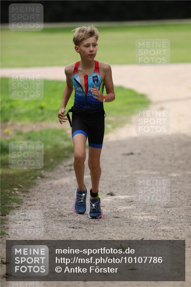 30.08.2026 - Elbe Triathlon Hamburg Antke Förster http://msf.ph/oto/10107786 30.08.2026 12:53:21 Laufen  meine-sportfotos.de
